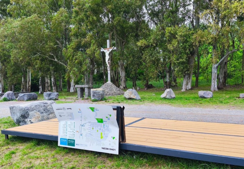 Vandalizaron el mirador turstico del Cerro Luciano Fortabat
